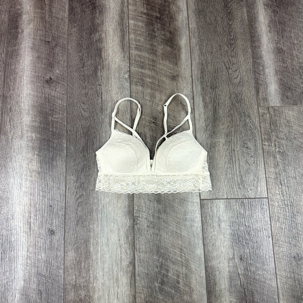 VS Cream Lace Bralette